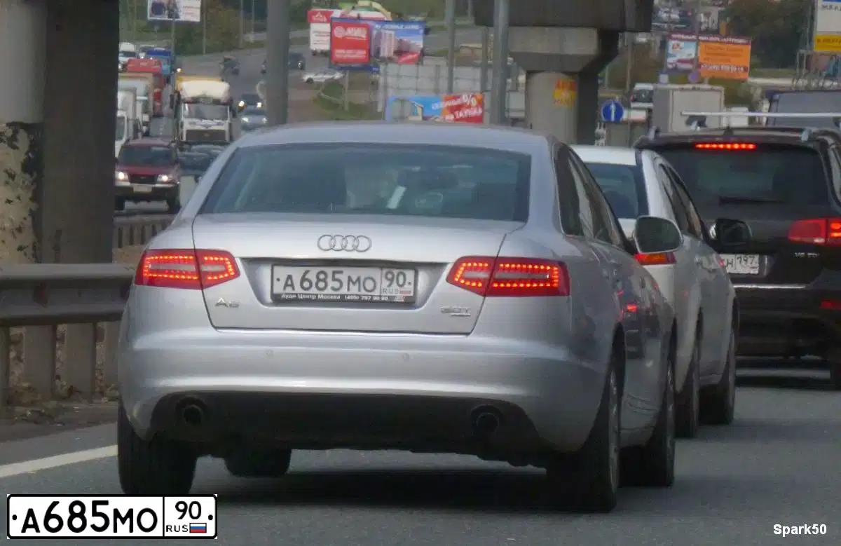 Фото автомобиля AUDI A6, 2006 — госномер В957НО77. Цвет: ЧЕРНЫЙ