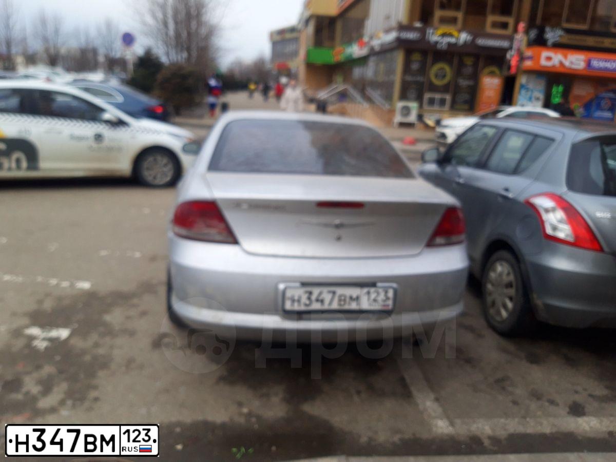 Фото автомобиля CHRYSLER SEBRING, 2003 — госномер Н347ВМ123. Цвет: СЕРЕБРИСТЫЙ