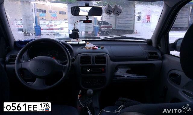 Фото автомобиля RENAULT CLIO, 2000 — госномер В544УО60. Цвет: ТЕМНО-СЕРЫЙ
