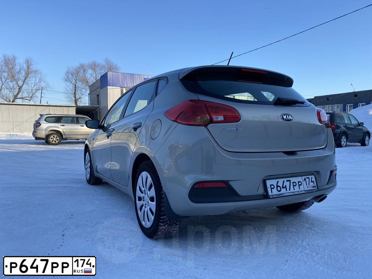Фото автомобиля FORD FOCUS, 2004 — госномер К236ВЕ702. Цвет: ЧЕРНЫЙ