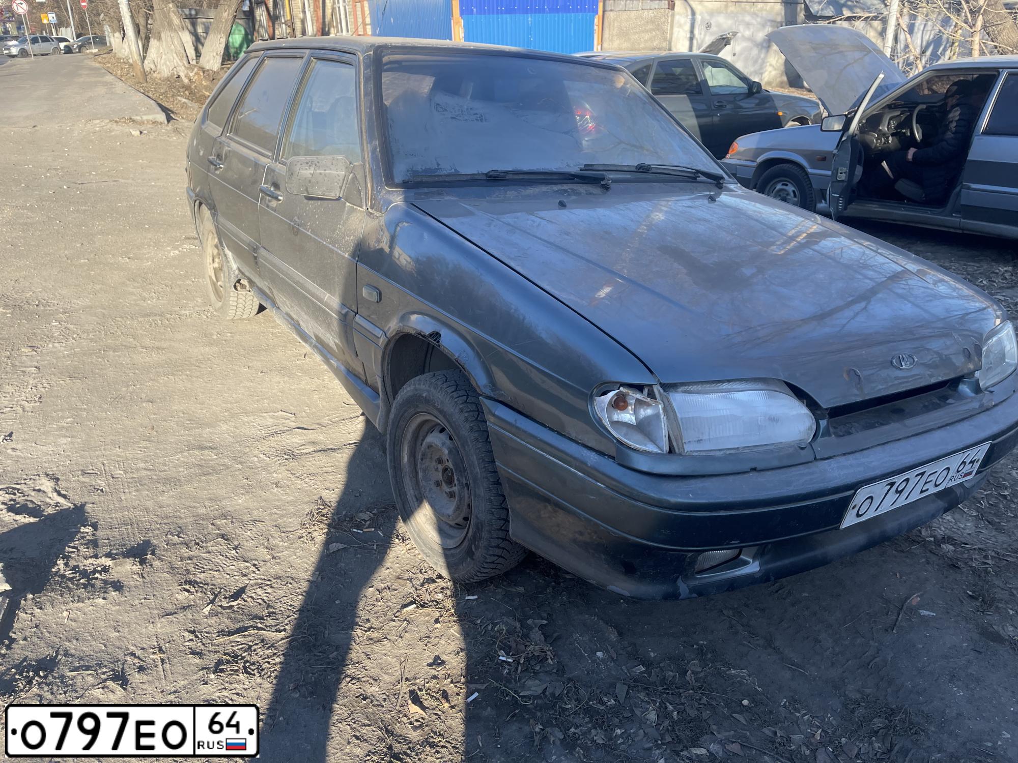 Фото автомобиля NISSAN X-TRAIL, 2002 — госномер О797ЕО64. Цвет: СЕРЫЙ