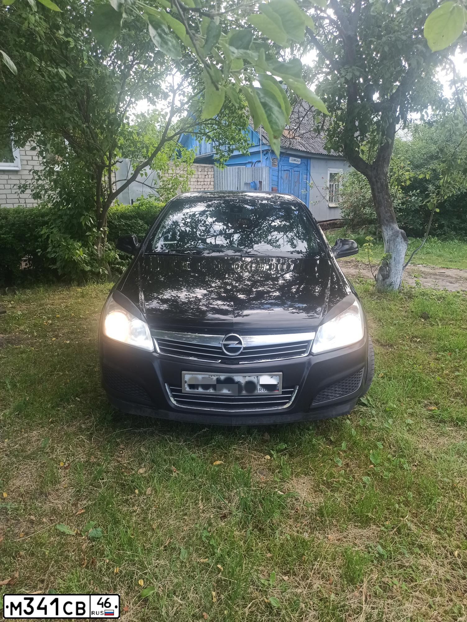 Фото автомобиля OPEL ASTRA, 2010 — госномер М341СВ46. Цвет: ЧЕРНЫЙ