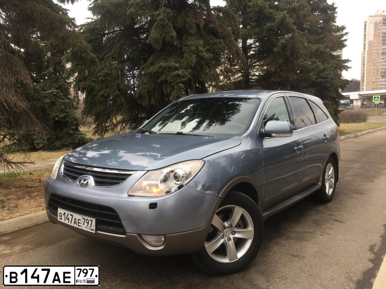 Фото автомобиля HYUNDAI IX55, 2008 — госномер Е225ВА761. Цвет: СЕРО ГОЛУБОЙ