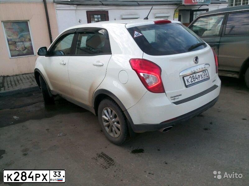 Фото автомобиля SSANGYONG ACTYON, 2015 — госномер В303РМ33. Цвет: Белый