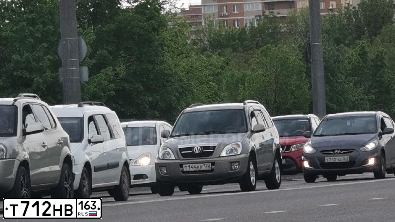 Фото автомобиля LADA 2172 PRIORA, 2013 — госномер Н698ВР134. Цвет: синий