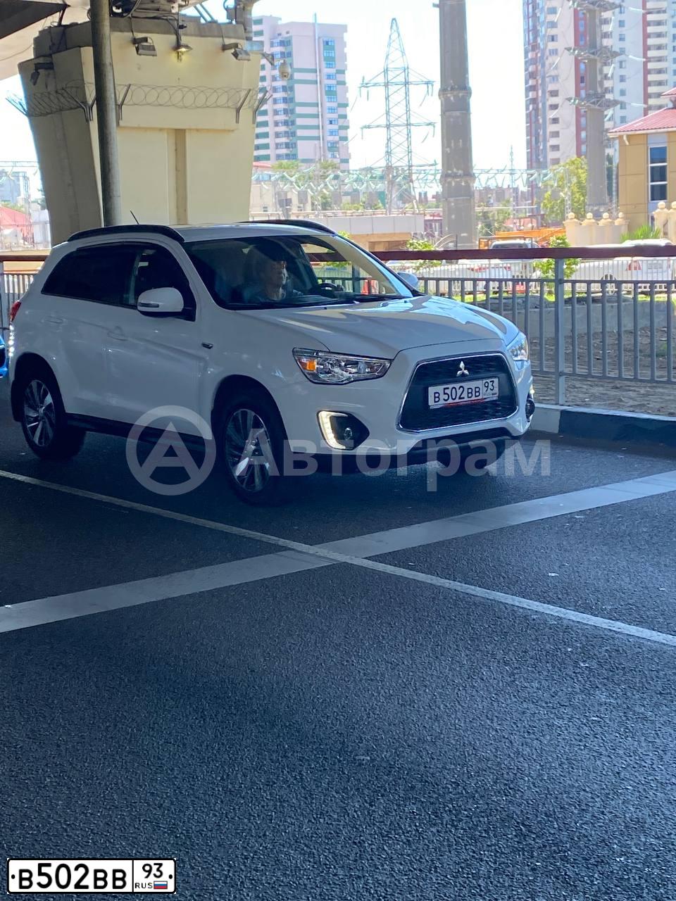 Фото автомобиля MITSUBISHI LANCER, 2008 — госномер А637ОА123. Цвет: СЕРЕБРИСТЫЙ