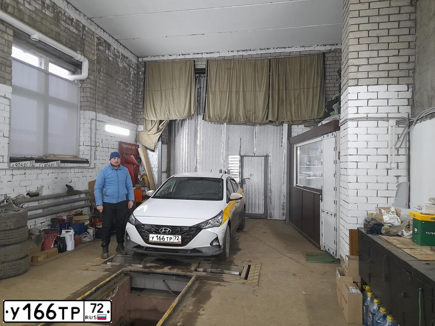 Фото автомобиля ХЕНДЭ СОЛЯРИС, 2019 — госномер С157ТА05. Цвет: Белый