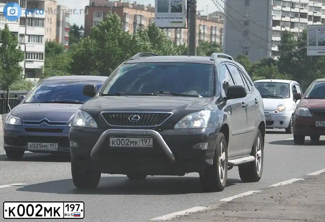 Фото автомобиля LEXUS RX, 2006 — госномер К002МК197. Цвет: ЧЕРНЫЙ