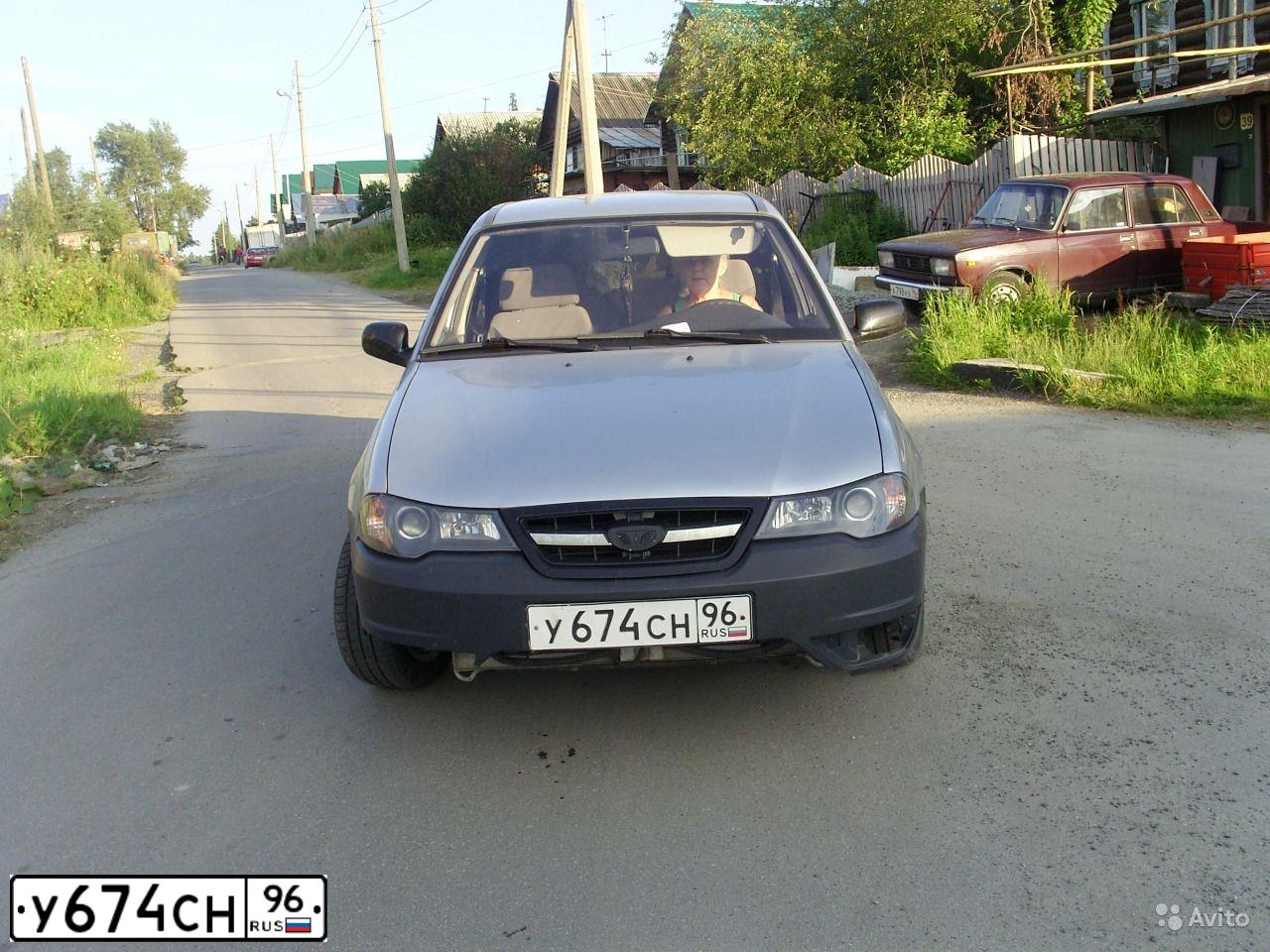 Фото автомобиля DAEWOO NEXIA, 2011 — госномер У674СН96. Цвет: СЕРЕБРИСТЫЙ