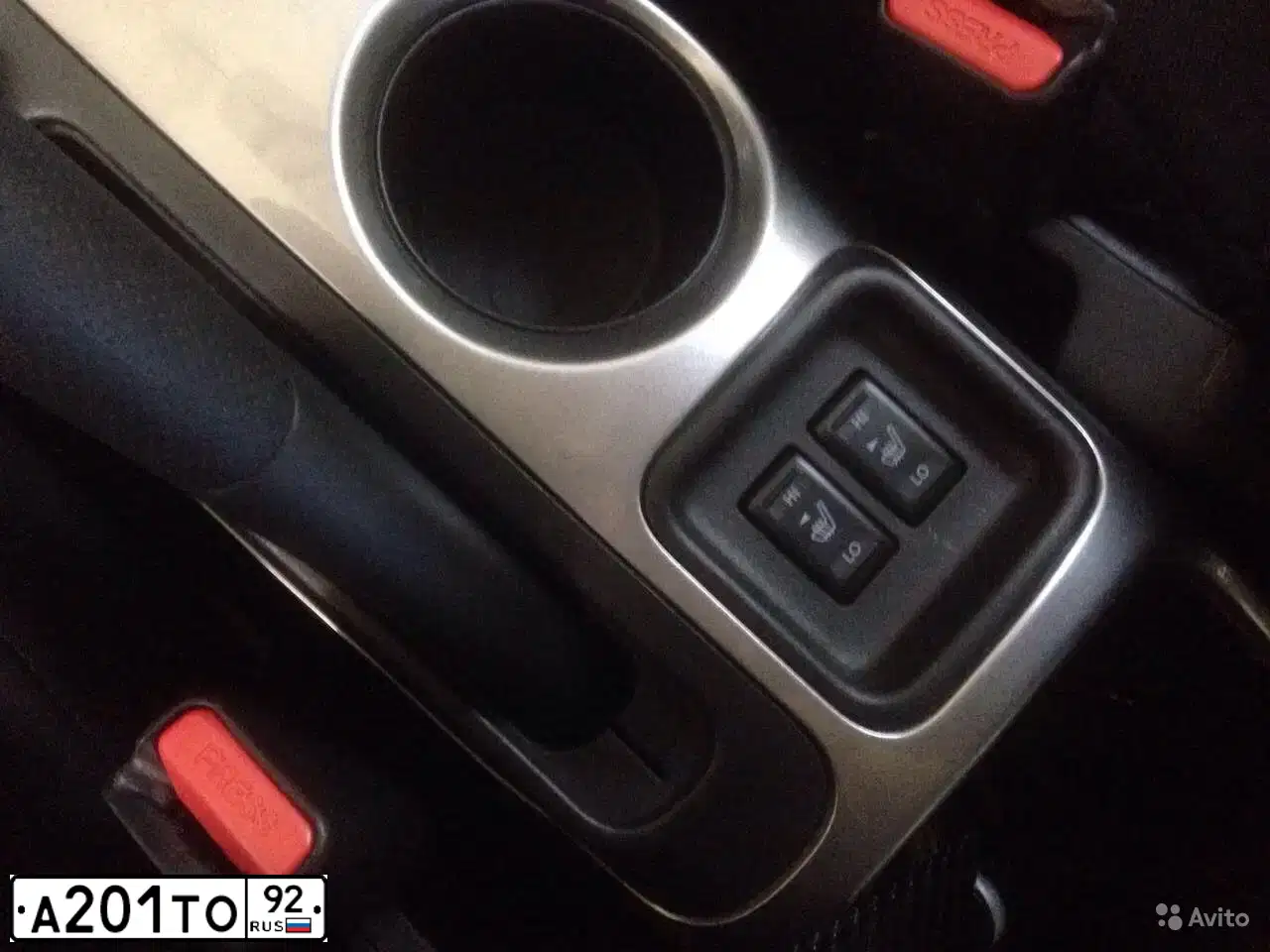 Фото автомобиля NISSAN JUKE, 2011 — госномер А201ТО92. Цвет: Красный