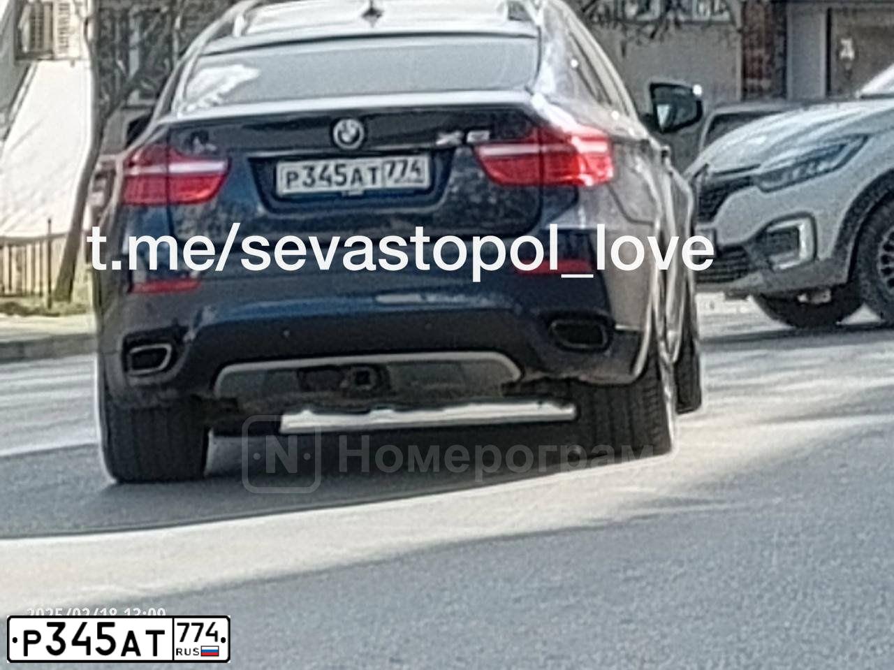 Фото автомобиля BMW X6, 2008 — госномер Р345АТ774. Цвет: синий