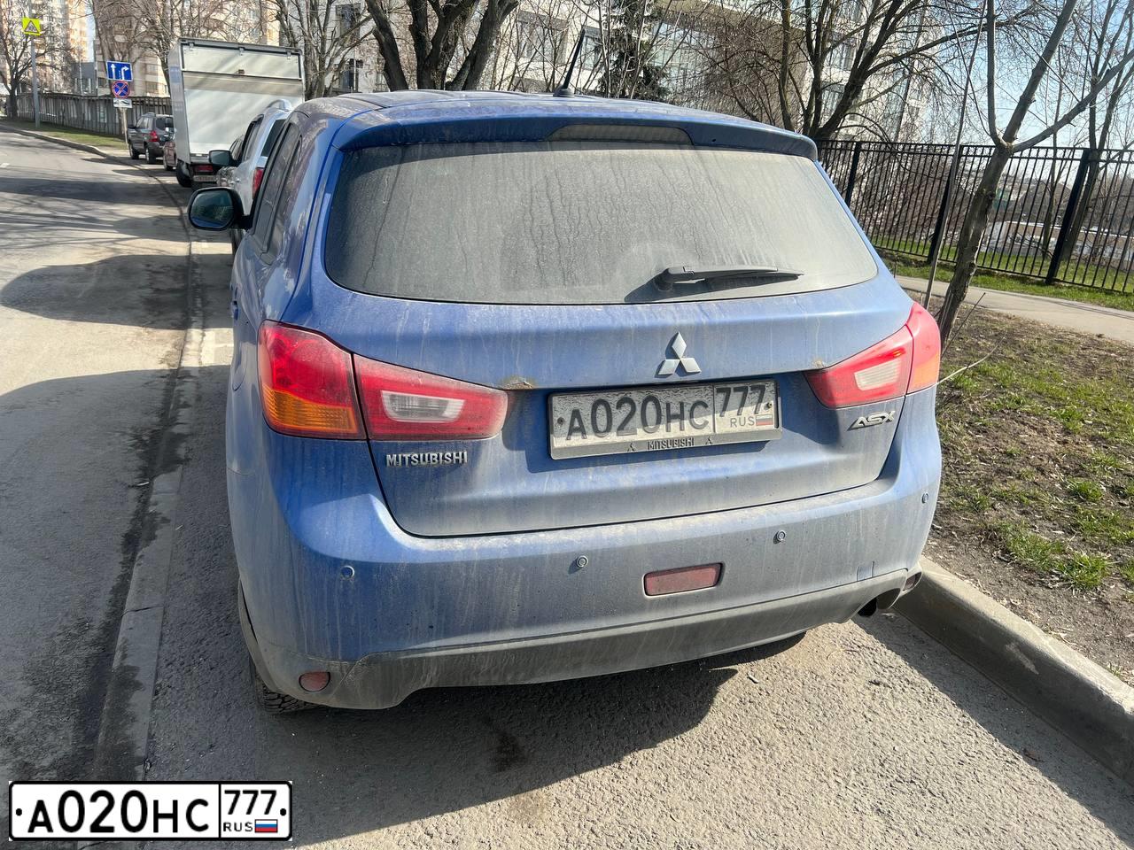 Фото автомобиля MITSUBISHI ASX, 2014 — госномер Х846НО152. Цвет: синий