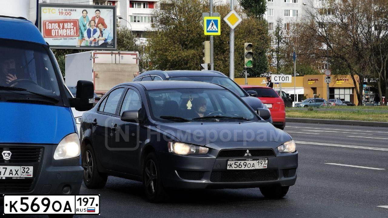 Фото автомобиля HYUNDAI GRANDEUR, 2008 — госномер У357ТН799. Цвет: ЧЕРНЫЙ