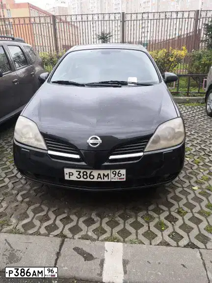 Фото автомобиля NISSAN PRIMERA, 2005 — госномер Р386АМ96. Цвет: ЧЕРНЫЙ