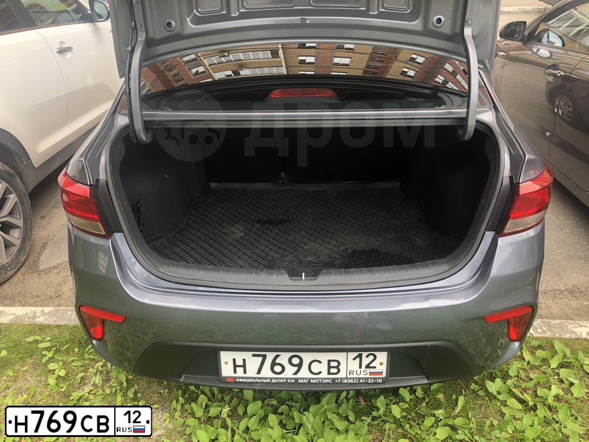 Фото автомобиля KIA RIO, 2017 — госномер М238КА716. Цвет: СЕРЫЙ