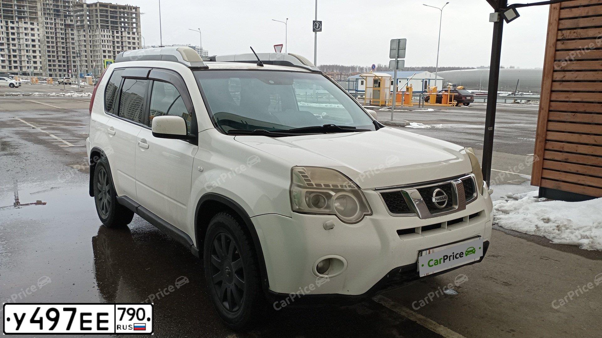 Фото автомобиля NISSAN X-TRAIL, 2012 — госномер У497ЕЕ790. Цвет: Белый