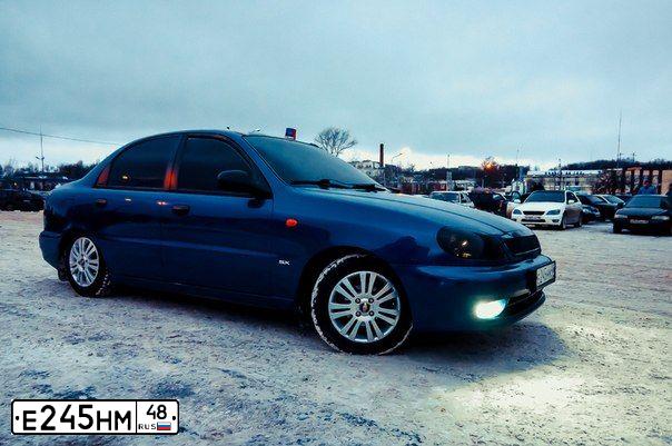 Фото автомобиля ZAZ LANOS, 2007 — госномер Е245НМ48. Цвет: СИНИЙ