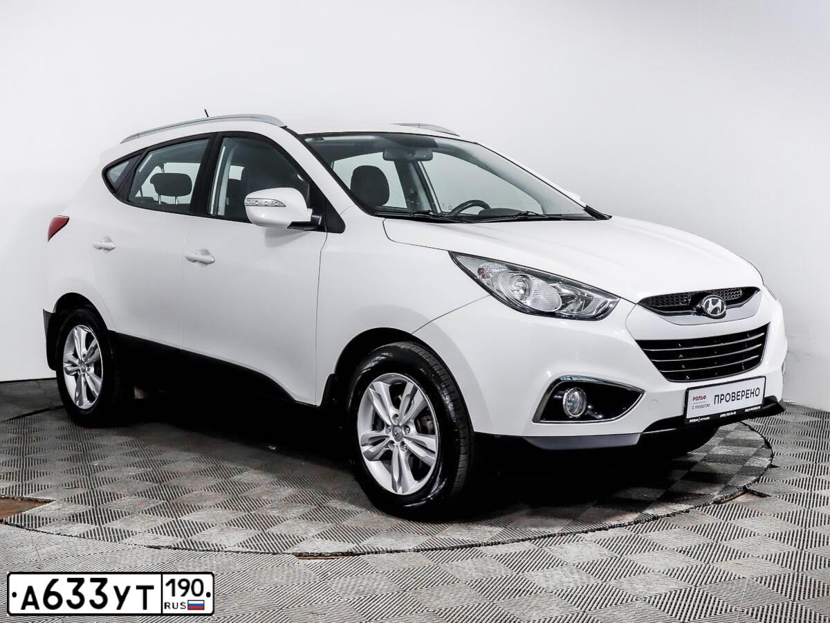 Фото автомобиля HYUNDAI IX35, 2012 — госномер А528РЕ790. Цвет: Белый