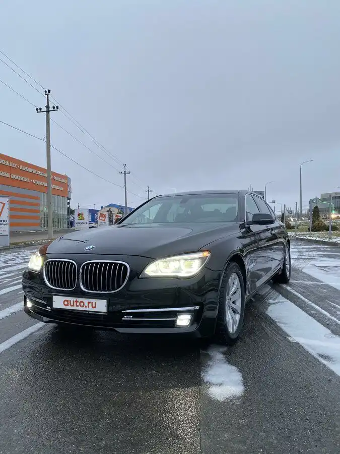 Фото автомобиля BMW SERIE 7, 2012 — госномер Х070ВМ93. Цвет: ЧЕРНЫЙ