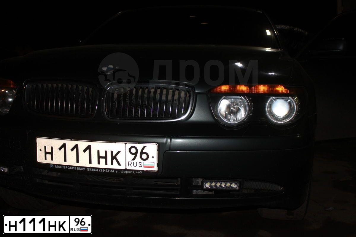 Фото автомобиля BMW SERIE 3, 2000 — госномер Е230ЕО196. Цвет: СЕРЫЙ
