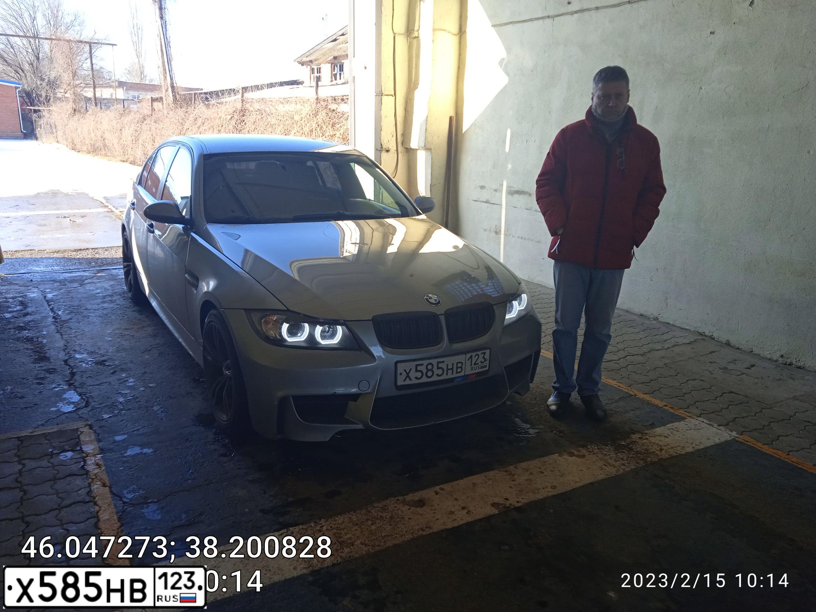Фото автомобиля BMW SERIE 3, 2008 — госномер К333УА93. Цвет: Серебристый