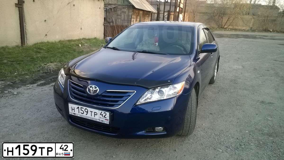 Фото автомобиля TOYOTA CAMRY, 2008 — госномер Н159ТР42. Цвет: ТЕМНО СИНИЙ
