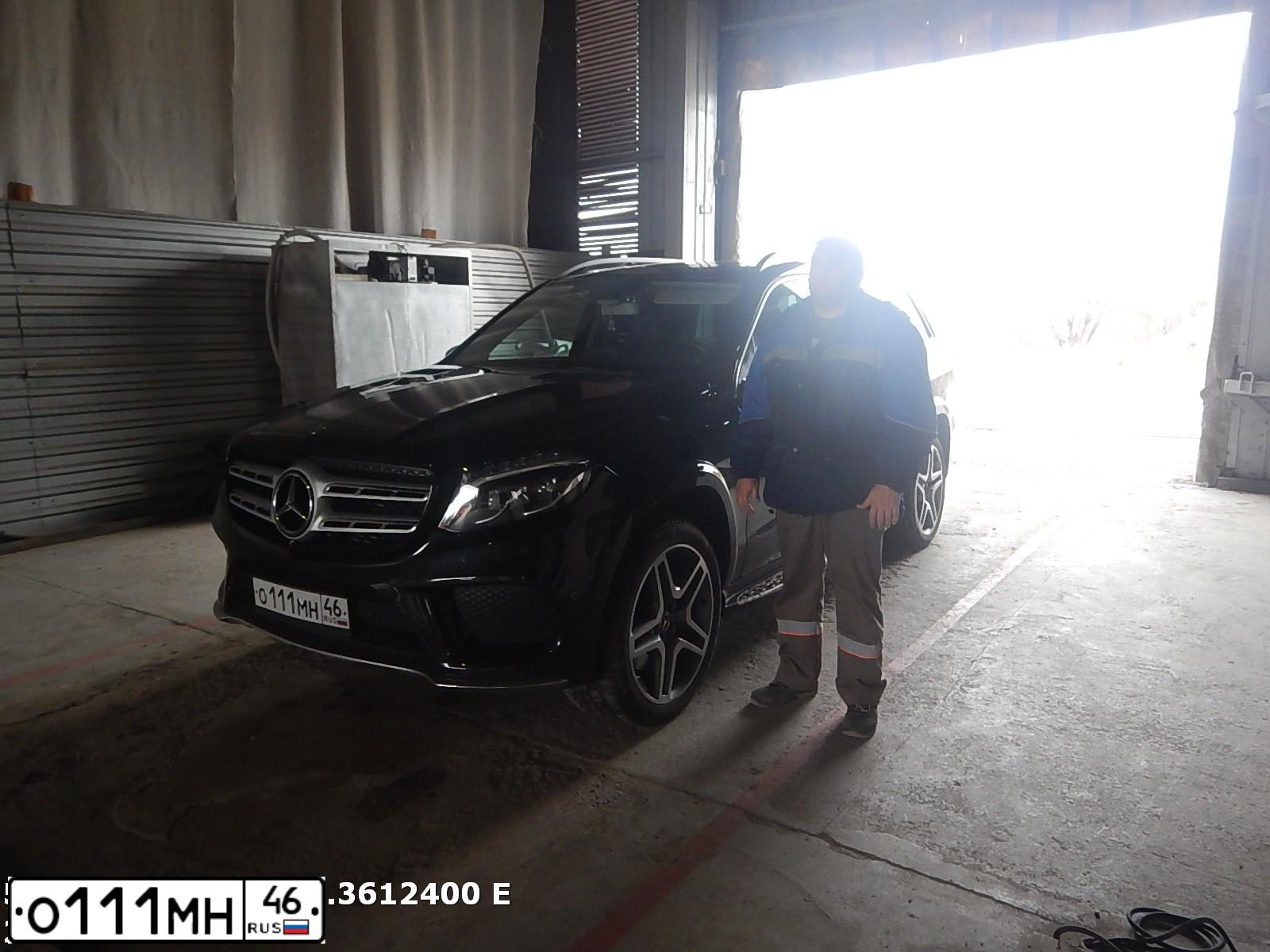 Фото автомобиля GAZ 3110 WOLGA, 2006 — госномер О111МН46. Цвет: СИЛЬВЕР