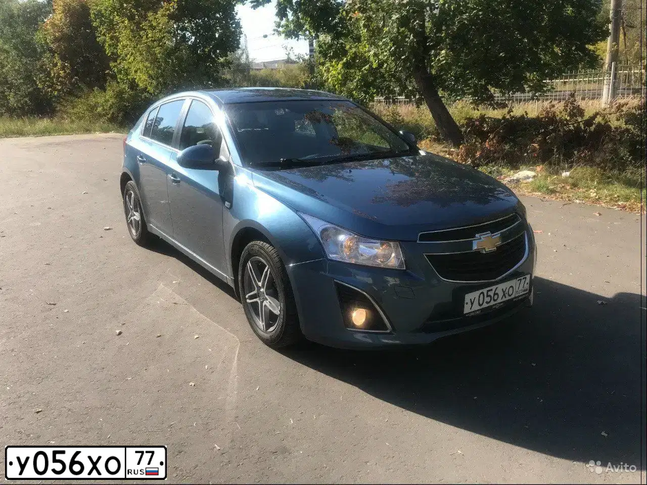 Фото автомобиля CHEVROLET CRUZE, 2013 — госномер О674СМ40. Цвет: СИНИЙ