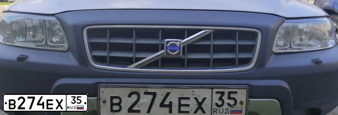 Фото автомобиля ВОЛЬВО XC 70, 2004 — госномер М182ТА35. Цвет: Серебристый