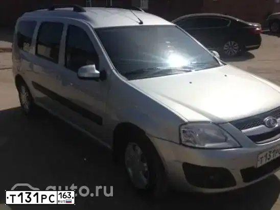 Фото автомобиля LADA LARGUS, 2014 — госномер Т131РС163. Цвет: Серебристый