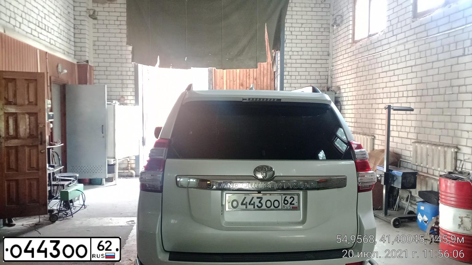 Фото автомобиля LADA 2107, 2005 — госномер М154ЕВ550