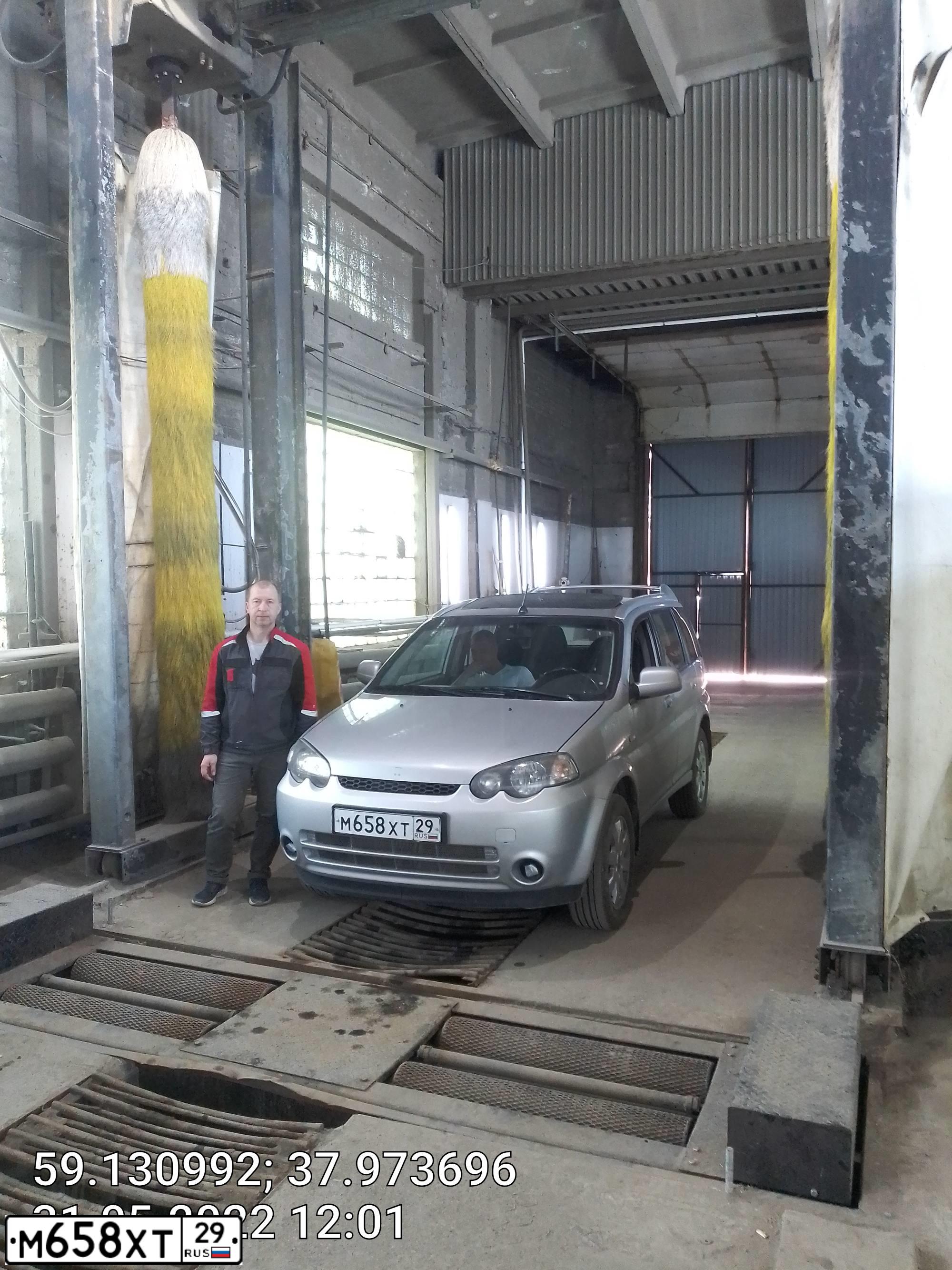 Фото автомобиля HONDA HR-V, 2004 — госномер М540СХ35. Цвет: СЕРЕБРИСТЫЙ