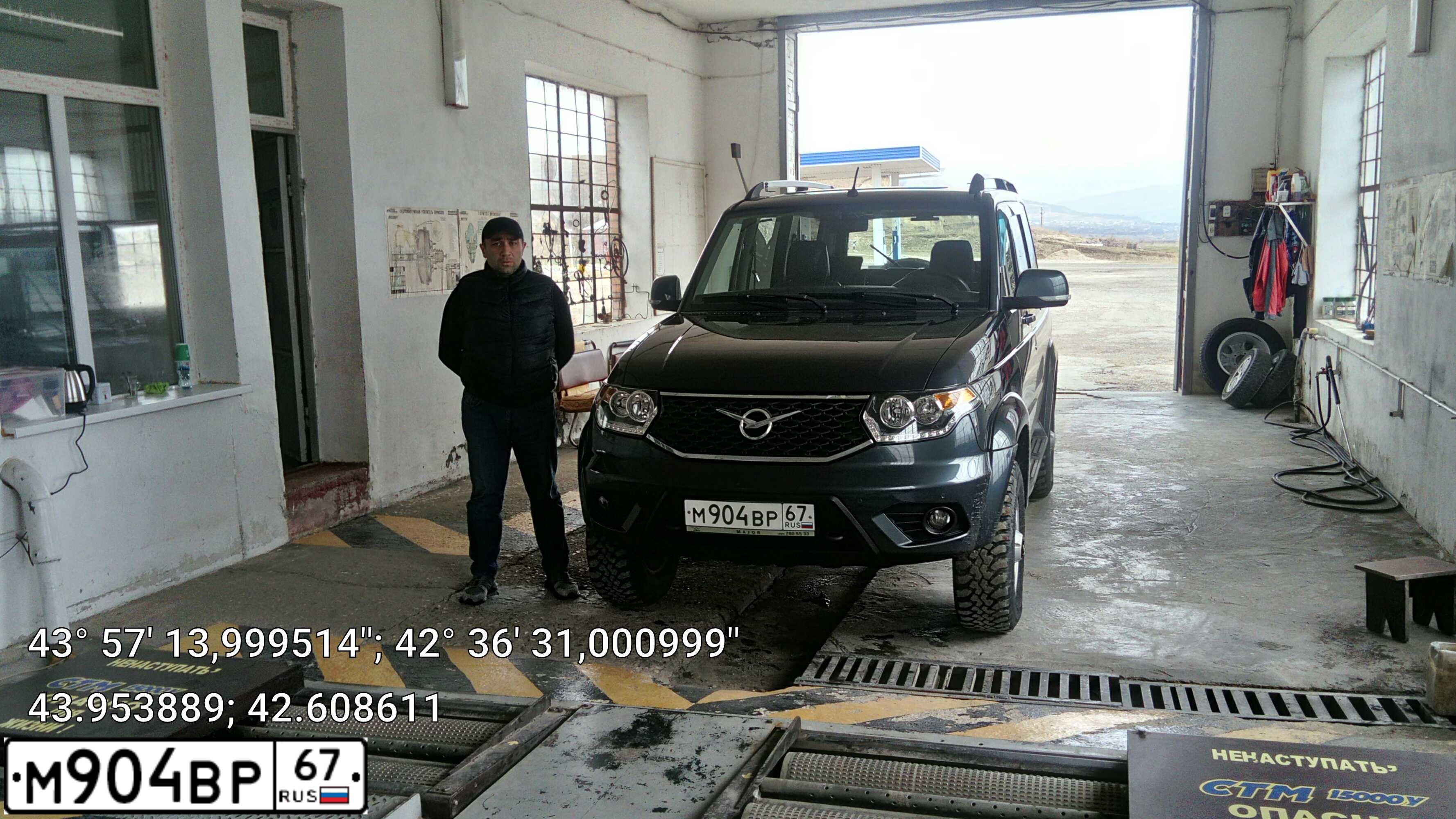 Фото автомобиля UAZ PATRIOT, 2017 — госномер В609СА09. Цвет: Темно-серый металлик