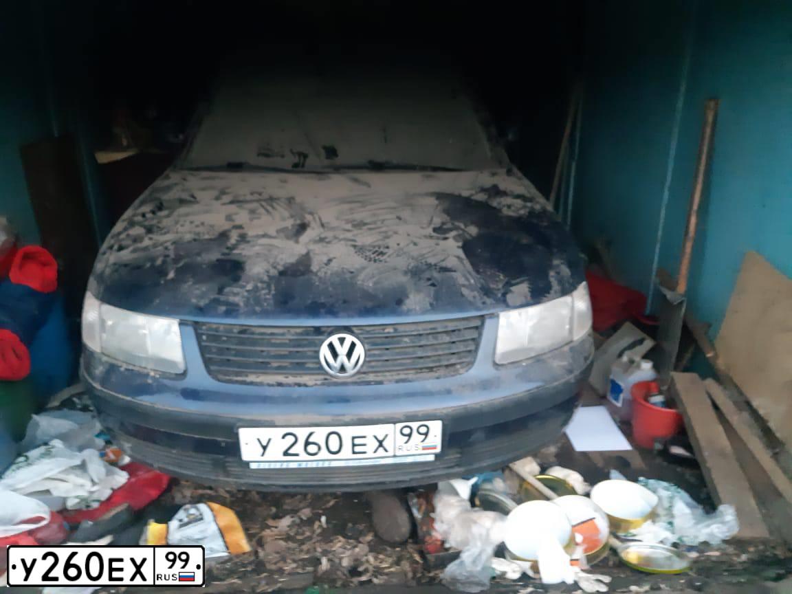 Фото автомобиля VOLKSWAGEN PASSAT, 1998 — госномер У260ЕХ99