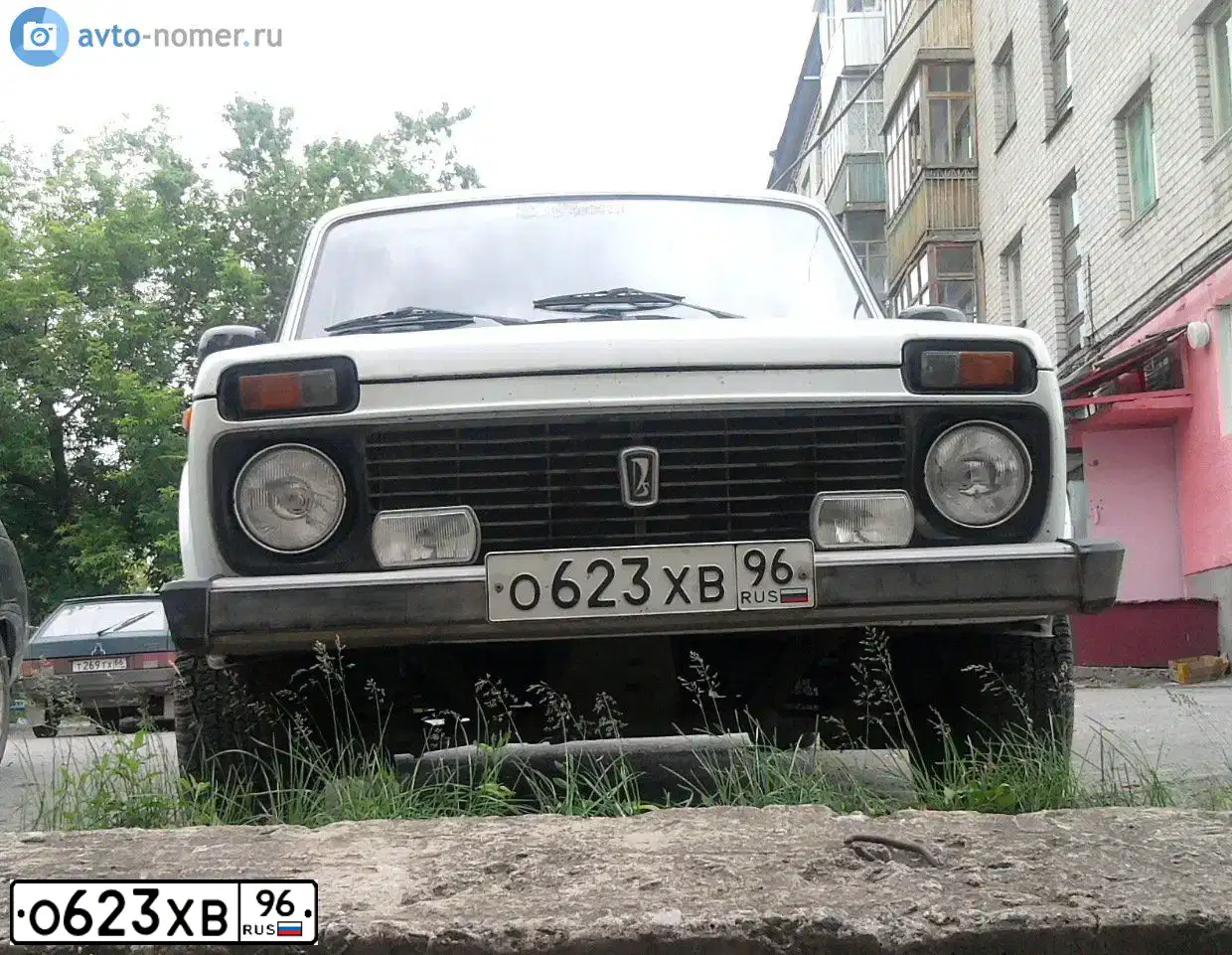 Фото автомобиля LADA 21213, 1997 — госномер О623ХВ96