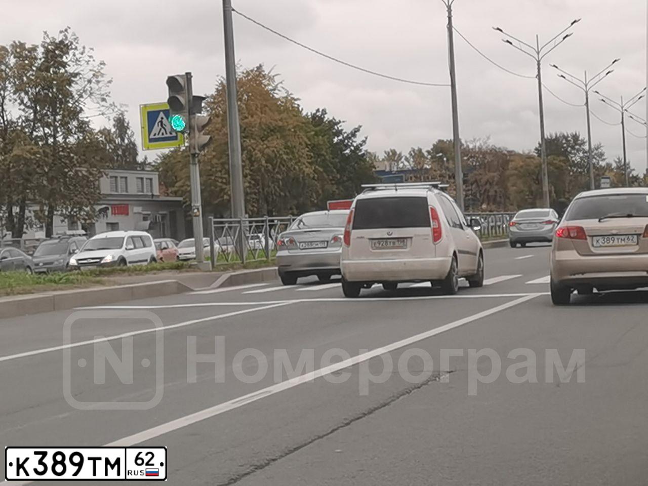 Фото автомобиля CHEVROLET LACETTI, 2006 — госномер К389ТМ62. Цвет: БЕЖЕВЫЙ