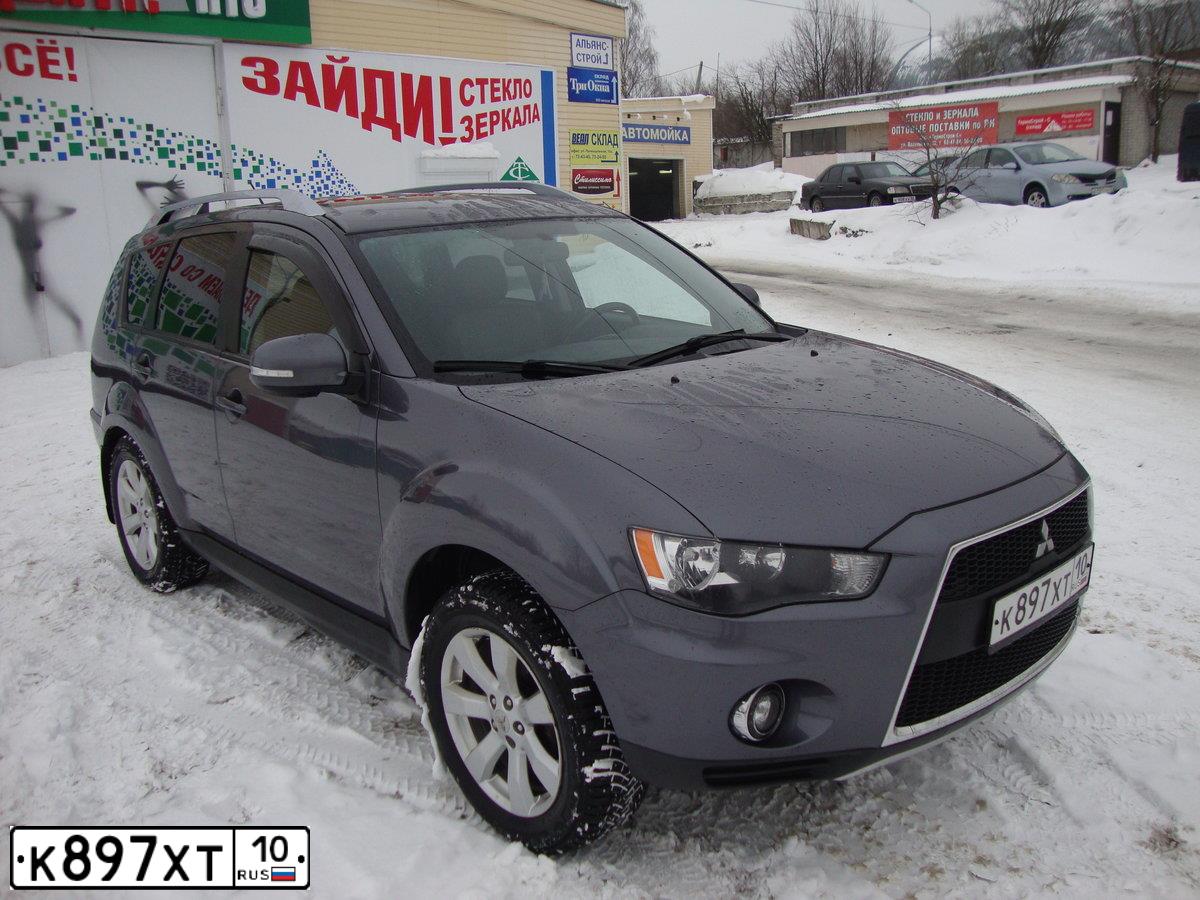 Фото автомобиля MITSUBISHI OUTLANDER, 2010 — госномер А737АТ777. Цвет: СЕРЫЙ