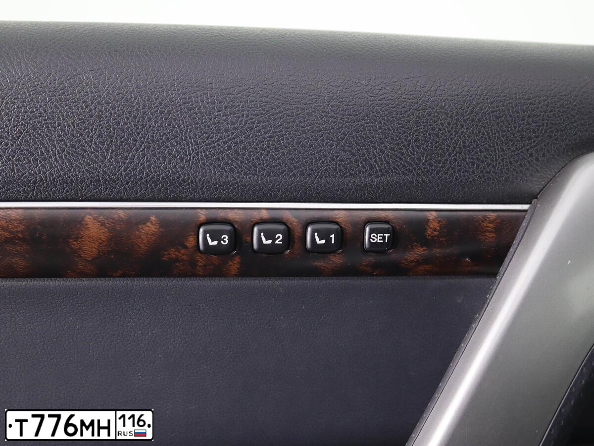 Фото автомобиля BMW SERIE 3, 2013 — госномер А239НХ763. Цвет: БЕЛЫЙ МЕТАЛЛИК