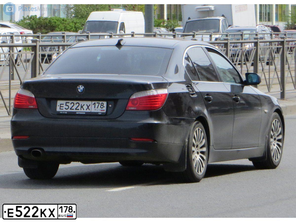 Фото автомобиля BMW SERIE 5, 2008 — госномер Т742ТЕ198. Цвет: ЧЕРНЫЙ