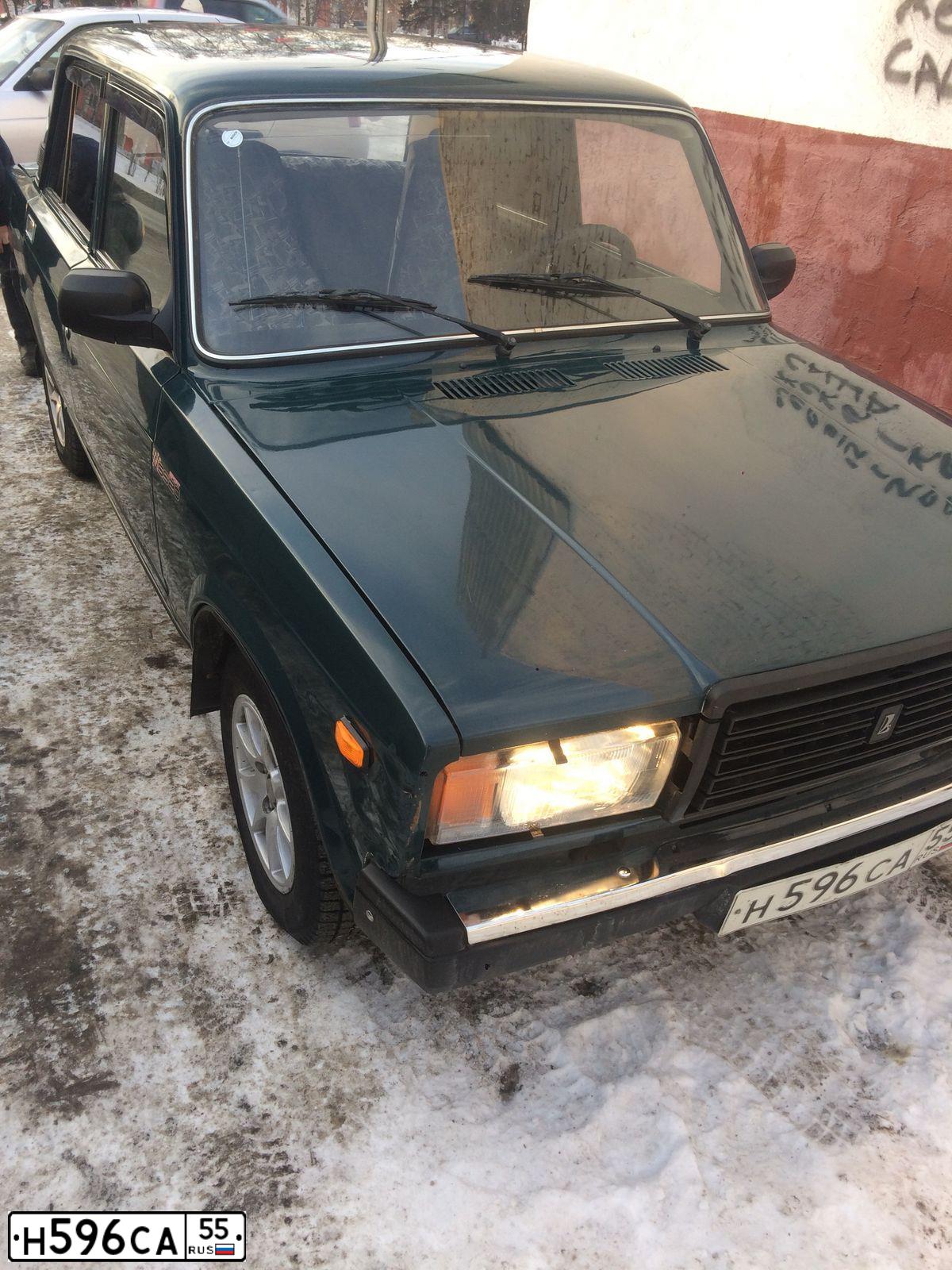Фото автомобиля LADA 2107 LADA, 2007 — госномер Н596СН55. Цвет: Темно-зеленый