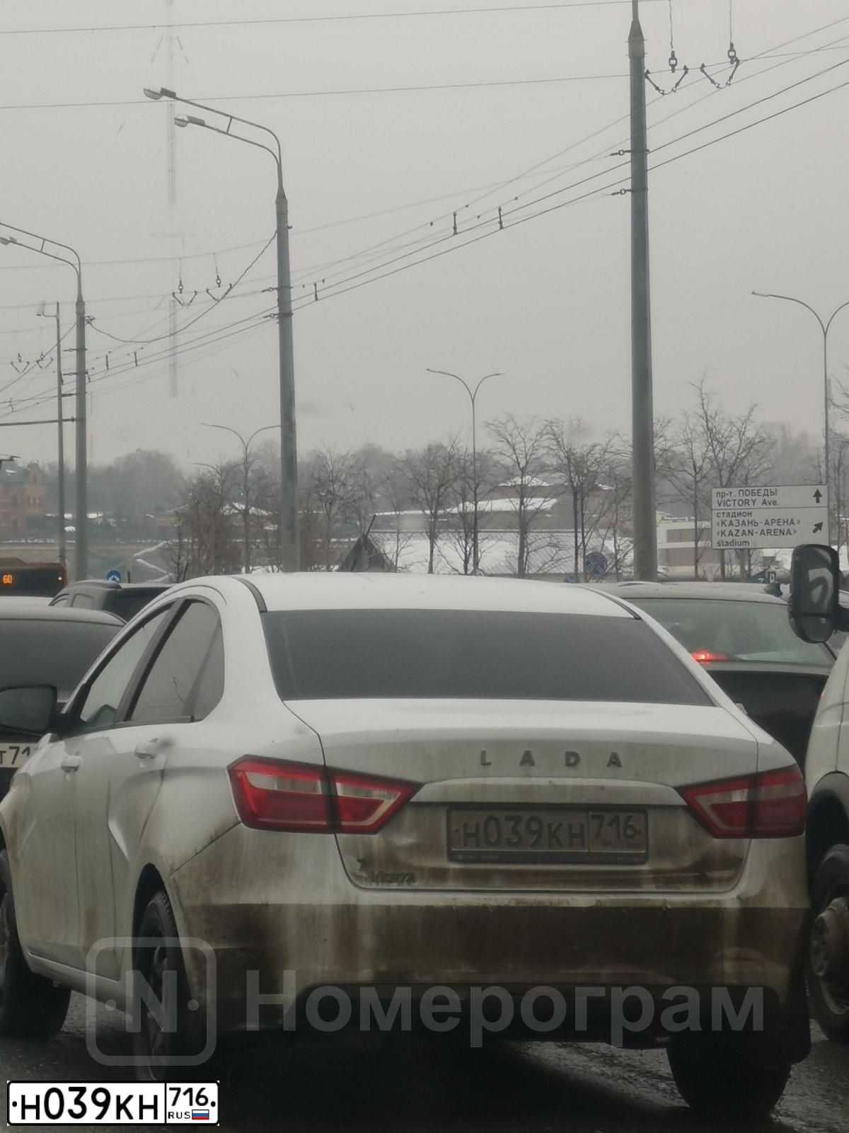 Фото автомобиля LADA VESTA, 2020 — госномер Н039КН716. Цвет: Белый
