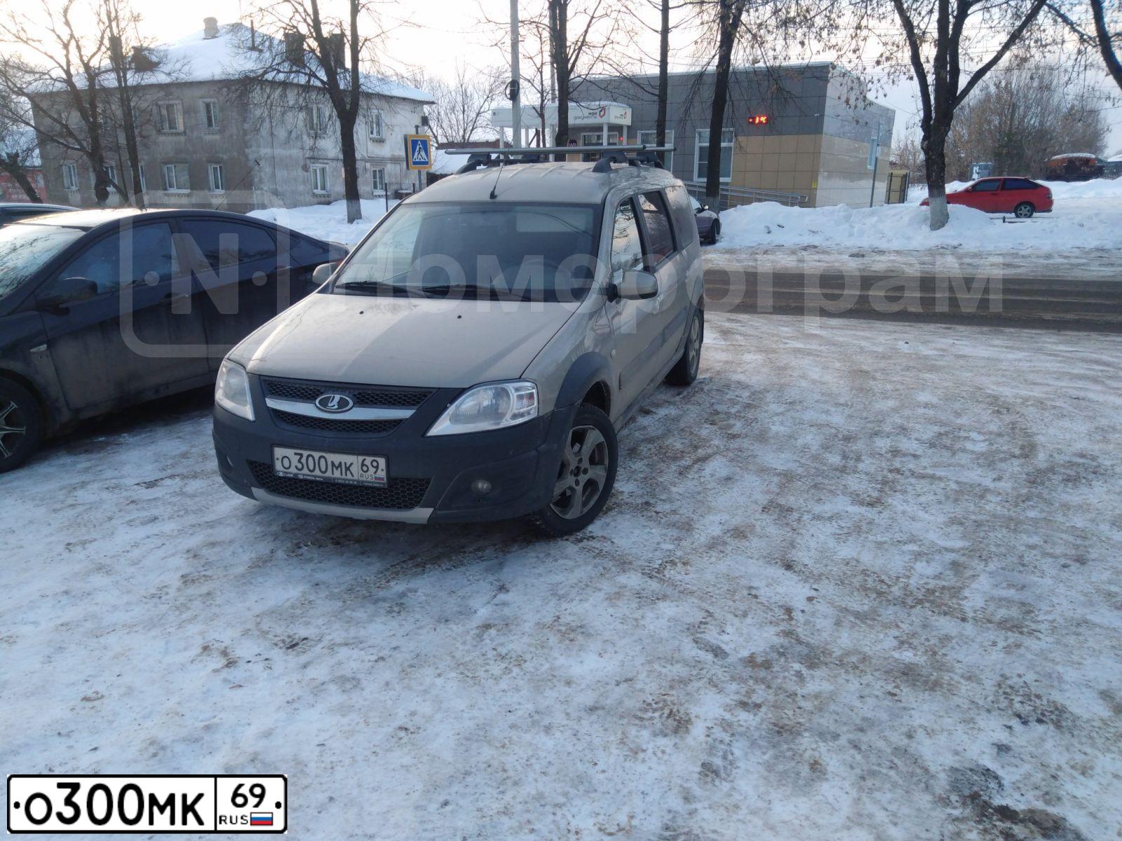 Фото автомобиля LADA 2107, 2010 — госномер М761УМ33. Цвет: СЕРО-СИНЕ-ЗЕЛЕНЫЙ