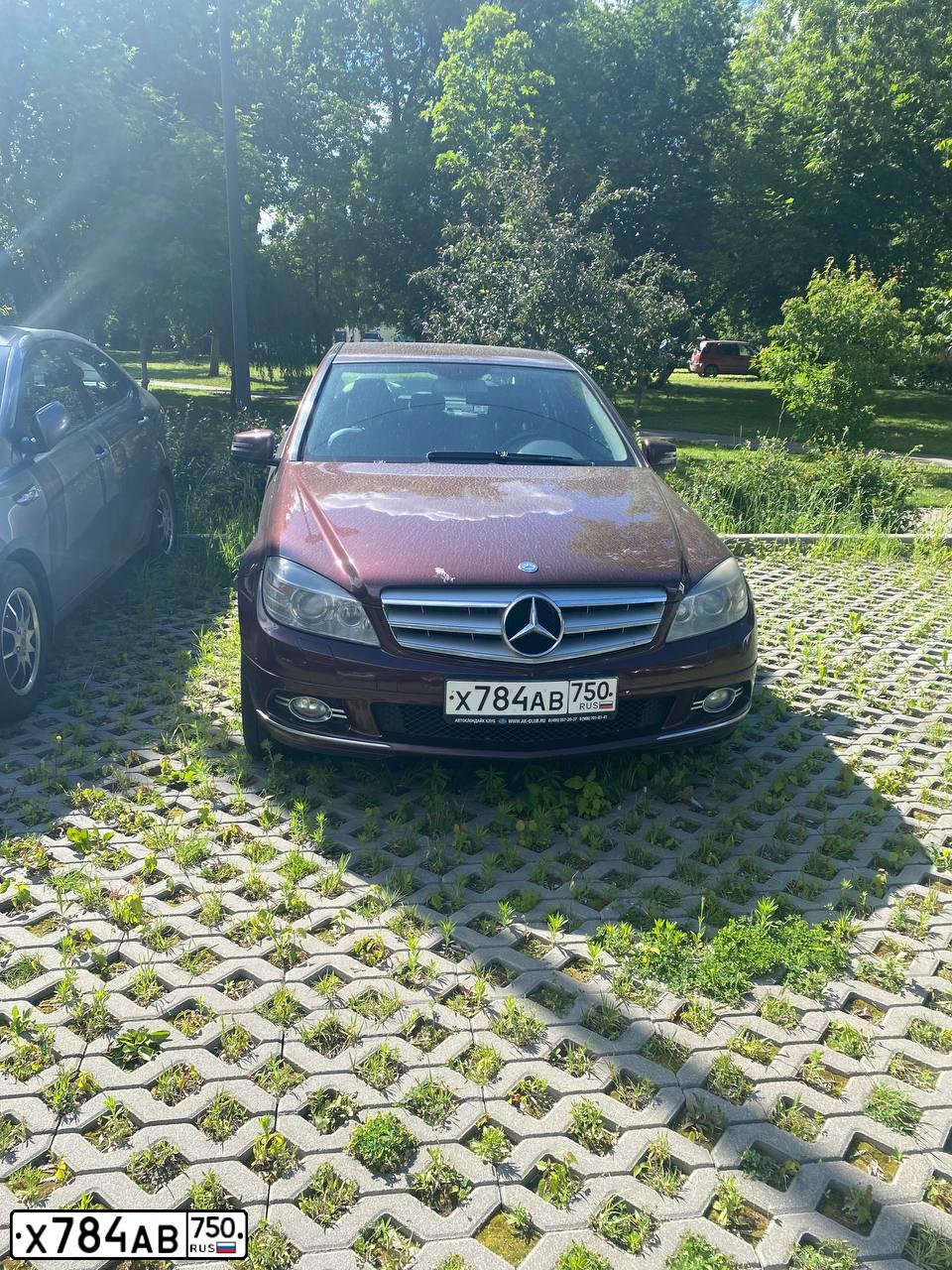 Фото автомобиля MERCEDES-BENZ C200, 2009 — госномер Х101НВ37
