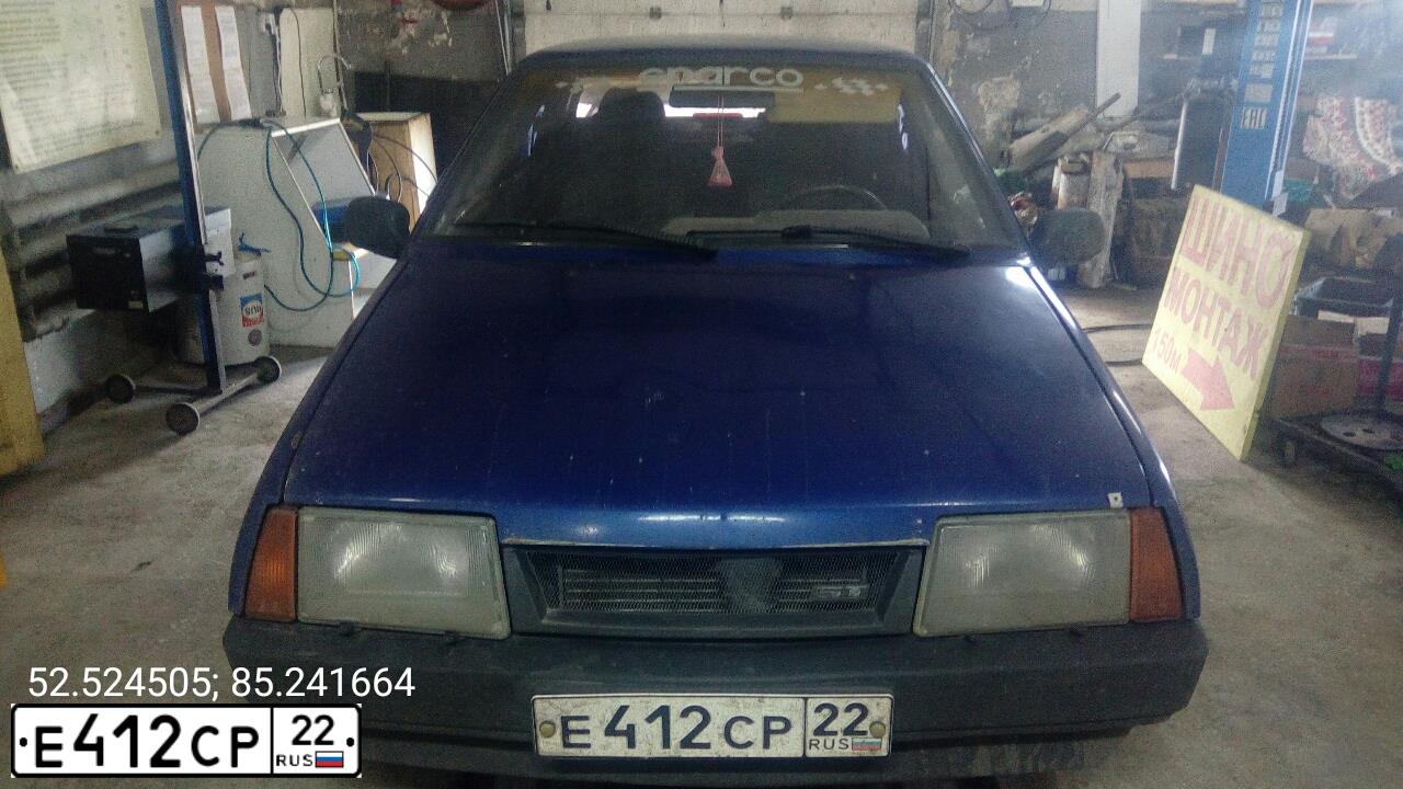 Фото автомобиля LADA 2109 SAMARA, 2000 — госномер Е412СР22. Цвет: СЕРЕБРИСТЫЙ ЯРКО-СИНИЙ