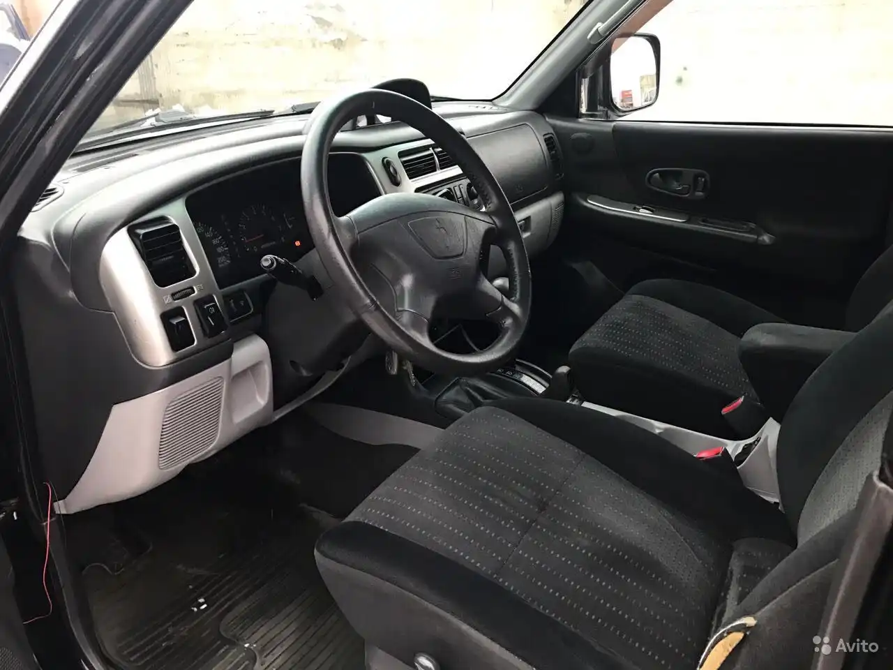 Фото автомобиля MITSUBISHI PAJERO, 2006 — госномер У671УМ716