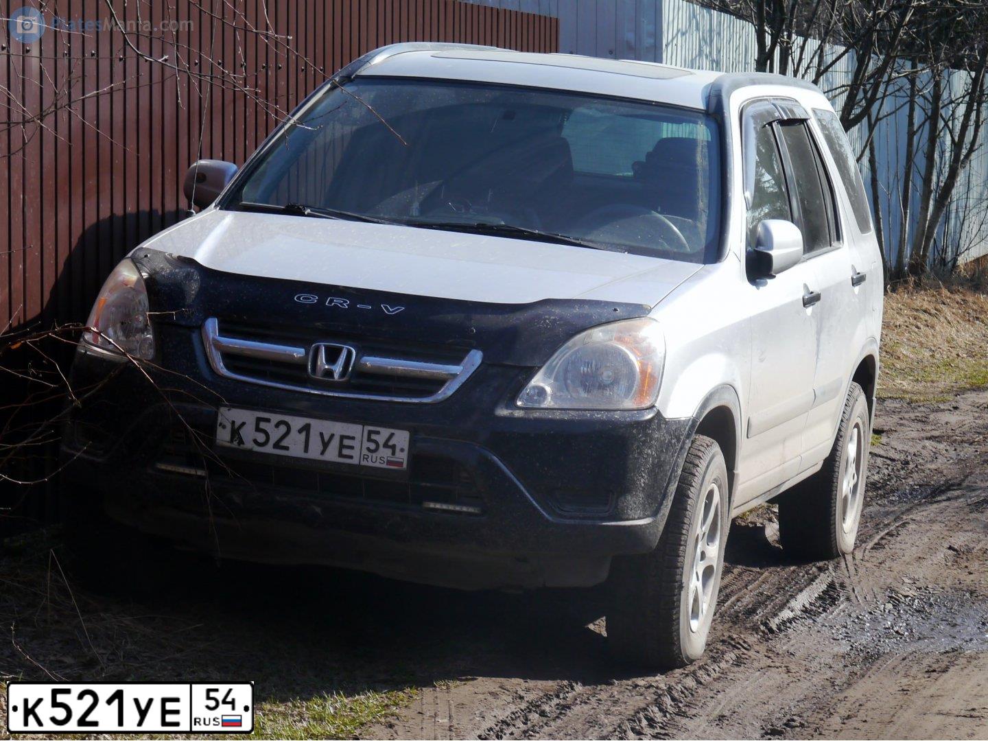 Фото автомобиля HONDA CR-V, 2004 — госномер К521УЕ54. Цвет: СЕРЕБРИСТЫЙ