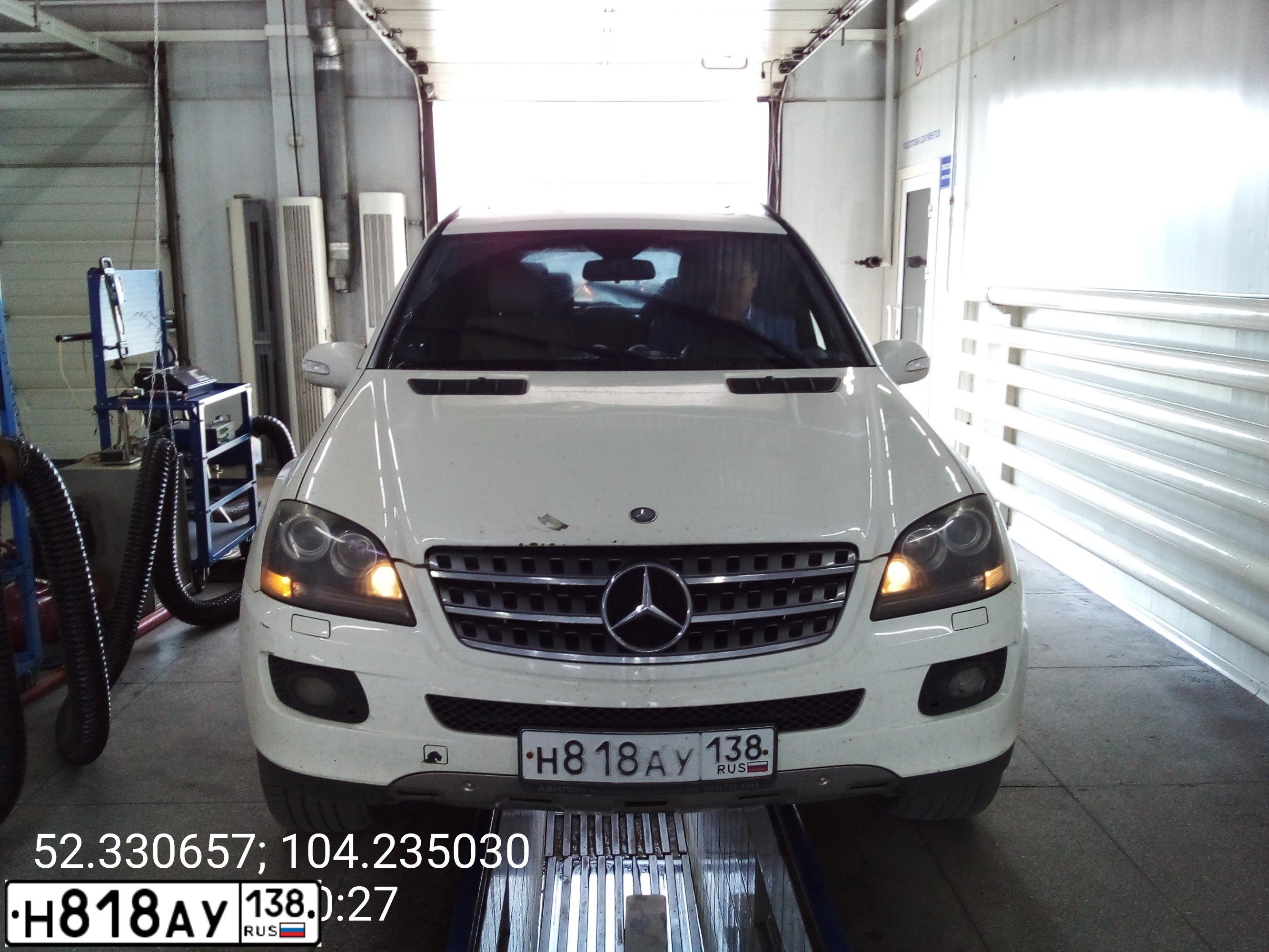 Фото автомобиля MERCEDES M-KLASSE, 2008 — госномер А002АА38. Цвет: БЕЛЫЙ