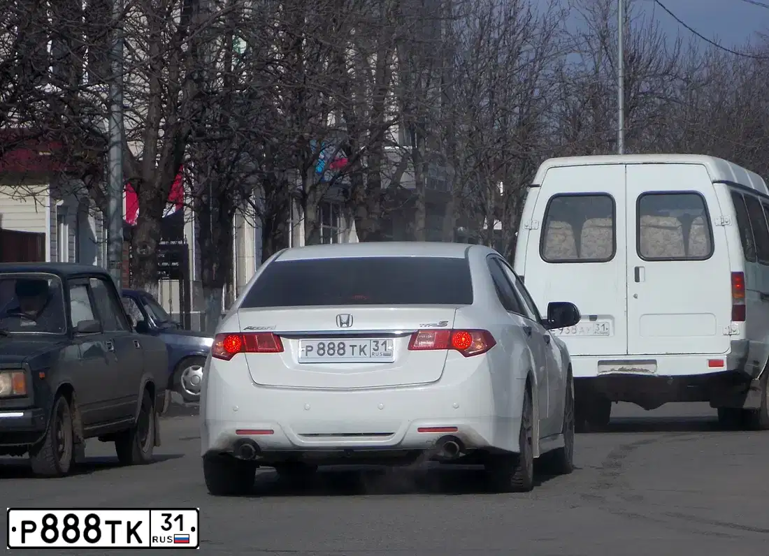 Фото автомобиля HONDA ACCORD, 2012 — госномер О089ТХ31. Цвет: Белый