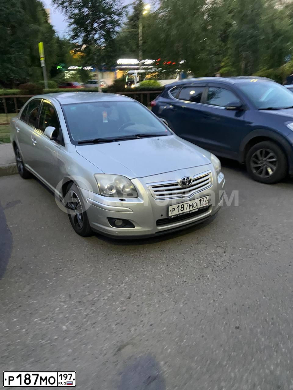 Фото автомобиля TOYOTA AVENSIS, 2007 — госномер Р187МО197. Цвет: СЕРЫЙ