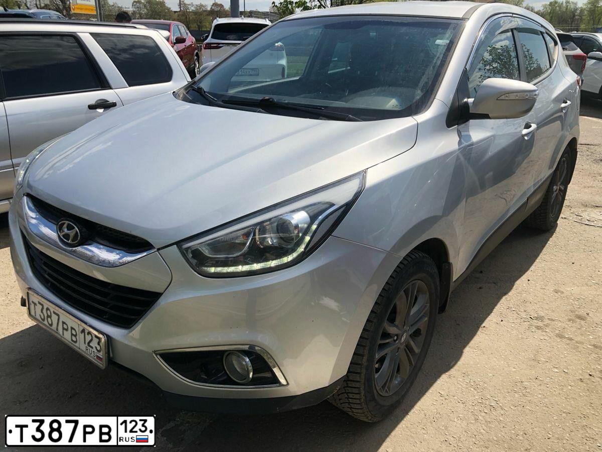 Фото автомобиля HYUNDAI IX35, 2015 — госномер Т387РВ123. Цвет: СЕРЕБРИСТЫЙ